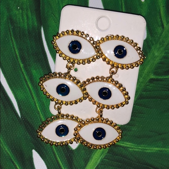 SOLD - Picture 4 of 8